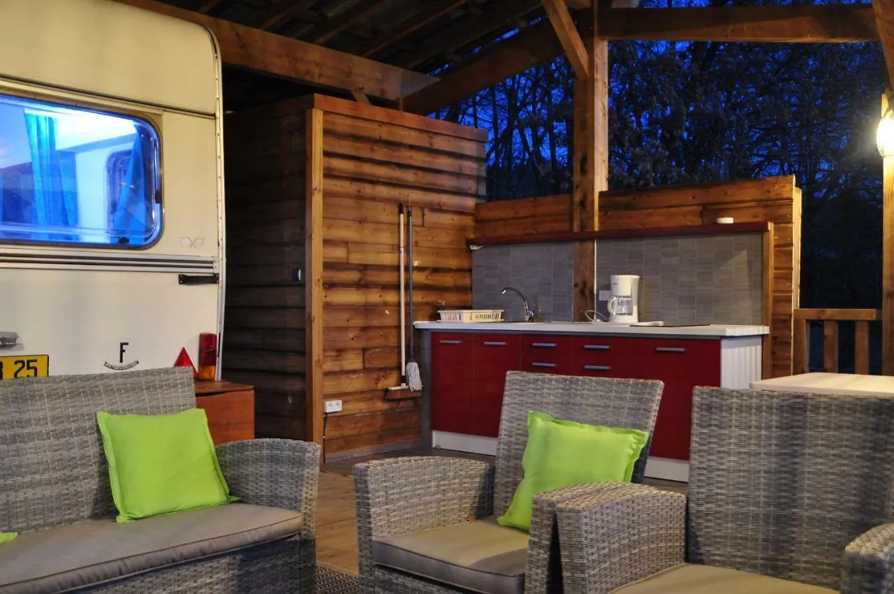Camping du Moulin de Thoard 3*,